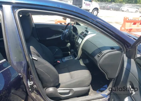 2013 Toyota Corolla S z USA, uszkodzony, nr VIN 2T1BU4EE9DC041439